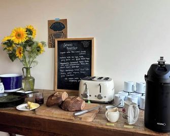 Saturn's Return - Friday Harbor - Buffet