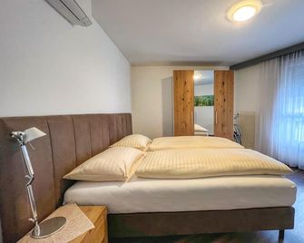 Hotel Hecht - Rheineck - Bedroom