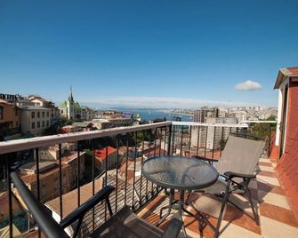 Hotel Boutique Casa Vander - Valparaíso - Balcón