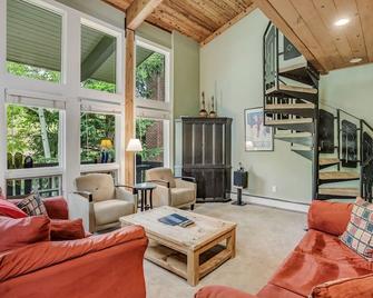 Interlude Condominiums 3-Bedroom Unit 307 - Snowmass Village - Sala de estar