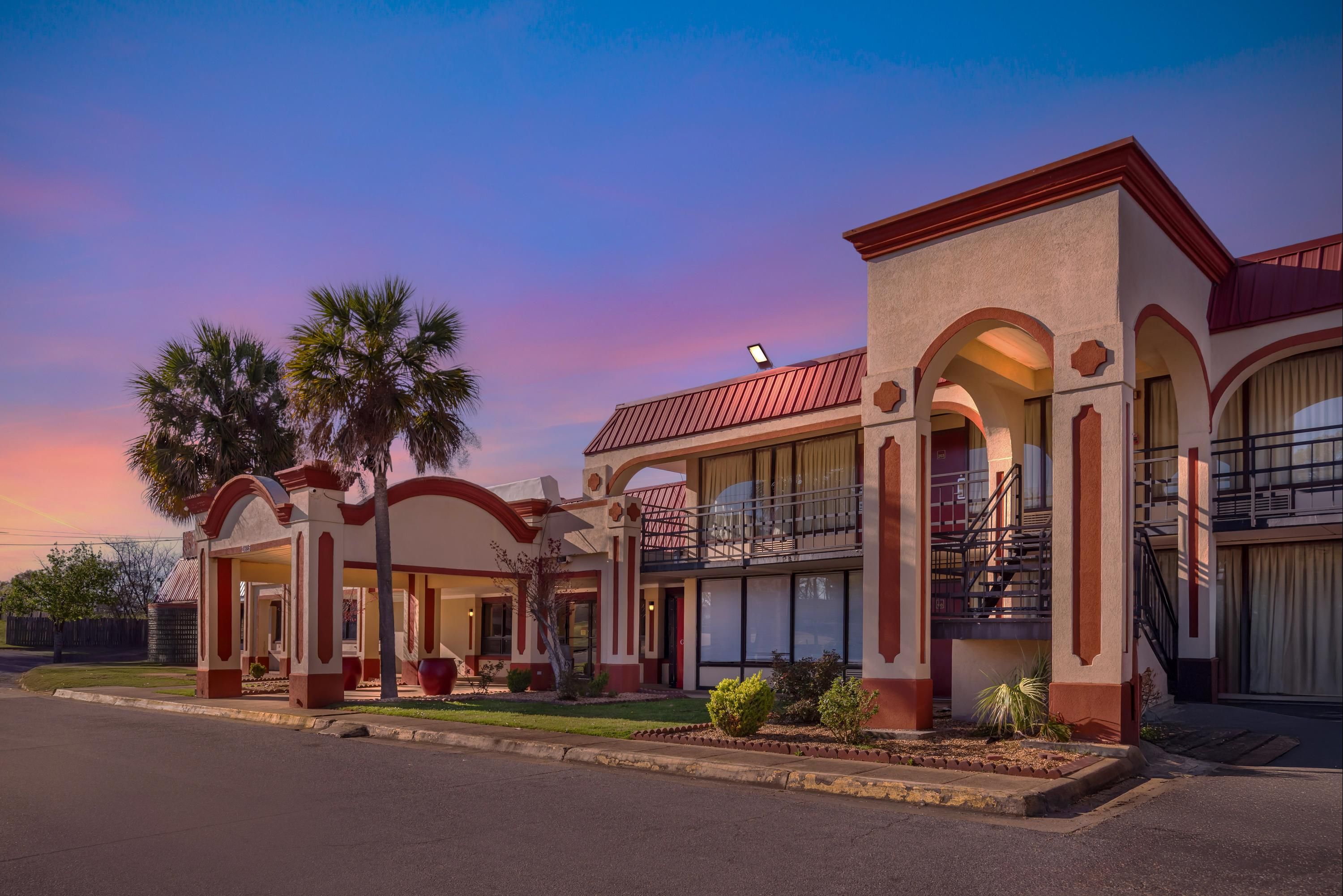 ريد رووف إن مونتجومري - ميدتاون - مونتغومري (الاباما) - مبنى