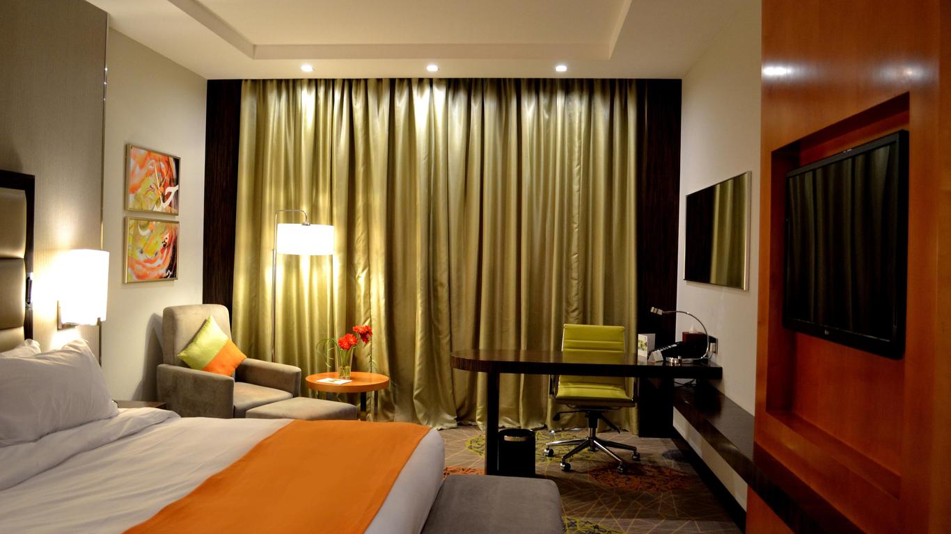 بوابة هوليداي إن جدة