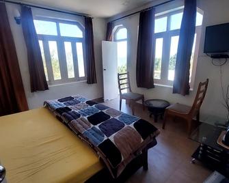 Hr Stone Cottage - Ramgarh - Bedroom