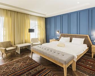 Hotel Gradska Cetinje - Cetinje - Bedroom