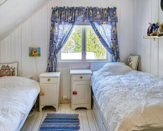 Awesome Home In Noresund With Wifi - Noresund - Bedroom