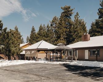 Vintage Lakeside Inn - Big Bear Lake - Edificio