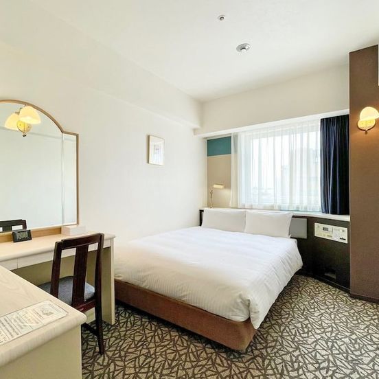 Bedroom view of Chisun Hotel Yokohama Isezakicho