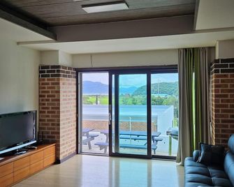Hwimok Art Resort - Buan