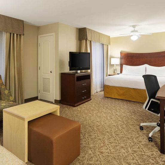 Bedroom view of Homewood Suites by Hilton Shreveport