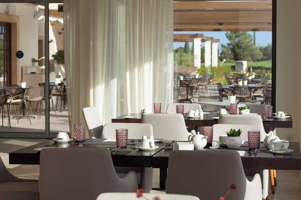 Aphrodite Hills Residences Superior Villas - קוקליה - מסעדה