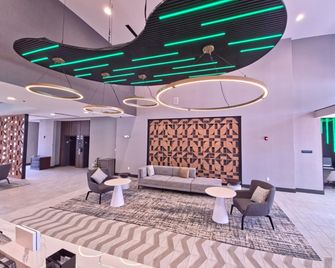 Holiday Inn St. Louis-Fairview Heights By IHG - Fairview Heights - Lobby