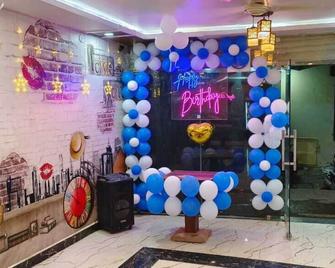Hotel Royal Sagar , Sagar - Sagar - Lobby