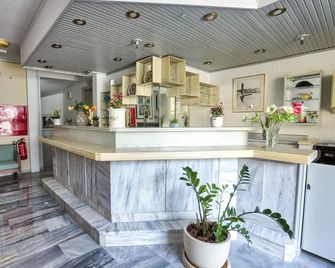 Emilia Hotel Apartments - ריתימנו