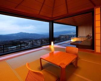 Hotel Kogure - Shibukawa - Balcón