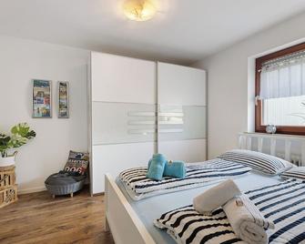 Lake House Boutique Ferienwohnung - Allensbach - Makuuhuone