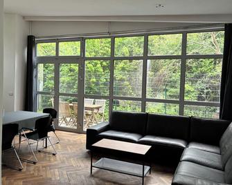 Zentrales Gartenhaus Loft in Berlin - Berlin - Wohnzimmer
