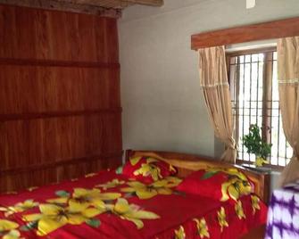 Roots Eco Home - Gaibandha - Habitación