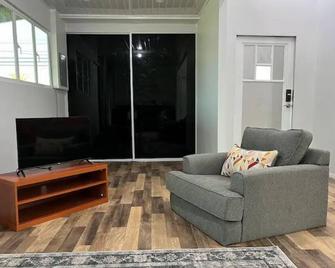 Luna Nova - a cozy container home - Lowlands - Sala de estar