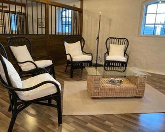 Stallet Paa Skaarby - Ystad