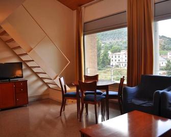 10 Best Hotels in Salas de Pallars - KAYAK