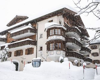 Wunderstay Alpine 16 Chic Studio Central Location - Klosters-Serneus - Building