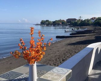 Villa Agung Beach Inn - Buleleng