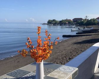 Villa Agung Beach Inn - Buleleng