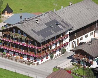 Double room Plus - Pension Klausenhof - Eben am Achensee - Budova