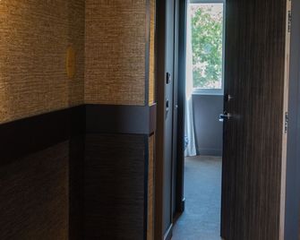 Hotel Oceania Lyon - Lyon - Korytarz