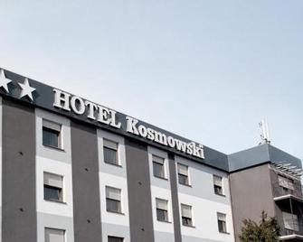 Hotel Kosmowski - Wrzesnia - Edificio