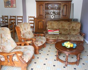 Family house in a small village in the Basque Country - Sauguis-Saint-Étienne - Sala de estar