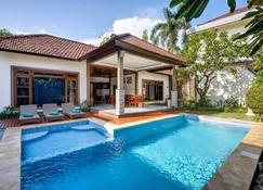 Gracia Bali Villas & Apartment - Kuta - Pool