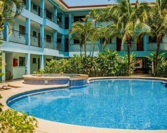 Marina Loft 106 Beautiful ground floor studio. - Playa Matapalo