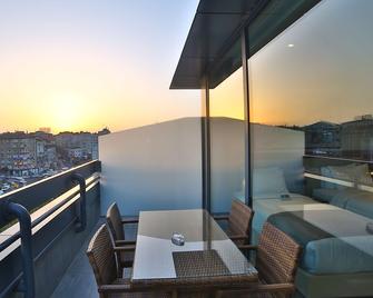 Ramada by Wyndham Istanbul Old City - איסטנבול - מרפסת