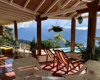 Beautiful Coffee Farm, 1:30 hours from Medellín - Fredonia - Balcón