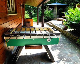 Chalet in Wibrin near Achouffe Brewery - Wibrin - Patio