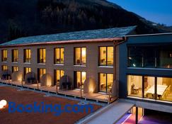 Wellnesshotel Rovanada Superior - Vals - Edificio