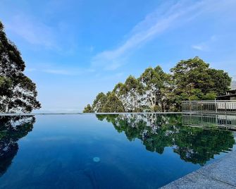 Fragrant Nature Munnar - A Classified Hotel - Munnar - Zwembad