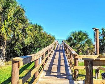 Casatawaves Ocean View Villa Awesome Resort Pools! Trolley! - St. Augustine