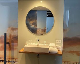 Hotel Restaurant De Stadsherberg - Franeker - Bathroom