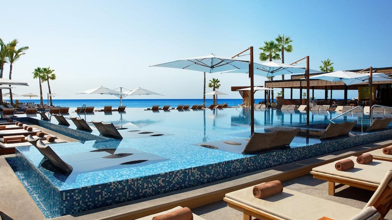Krystal Grand Los Cabos