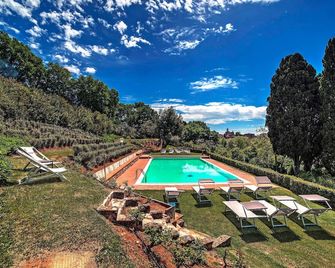 Borgo Grondaie - Siena - Uima-allas