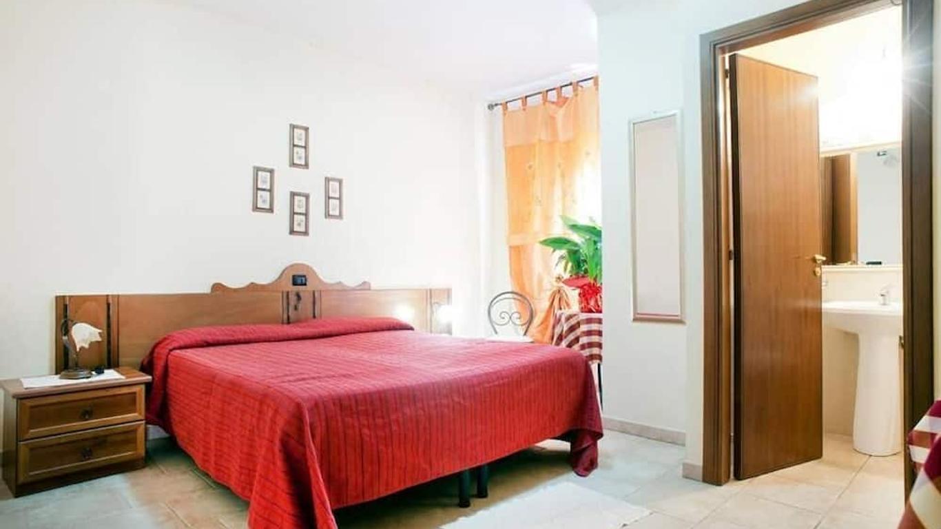 هوتل إل مالاندروني