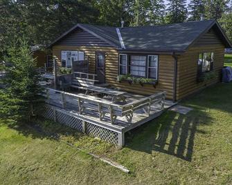 Lakefront Cabin on Cisco Chain of Lakes - Watersmeet