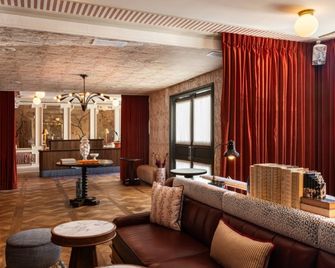 The Hotel Lili - Beverly Hills - Oleskelutila