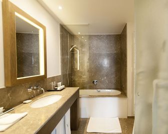 Hotel Messeyne - Courtrai - Baño