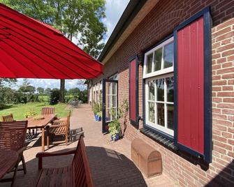 De Meerenhoeve - Mill - Patio
