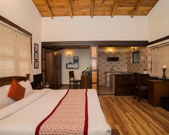 Bhikampur Lodge By Nine Hotels - Nainital - Bedroom