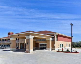 Scottish Inns & Suites - Cotulla - Rakennus