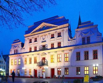 Apartment | Sea view - Güstrow - Building